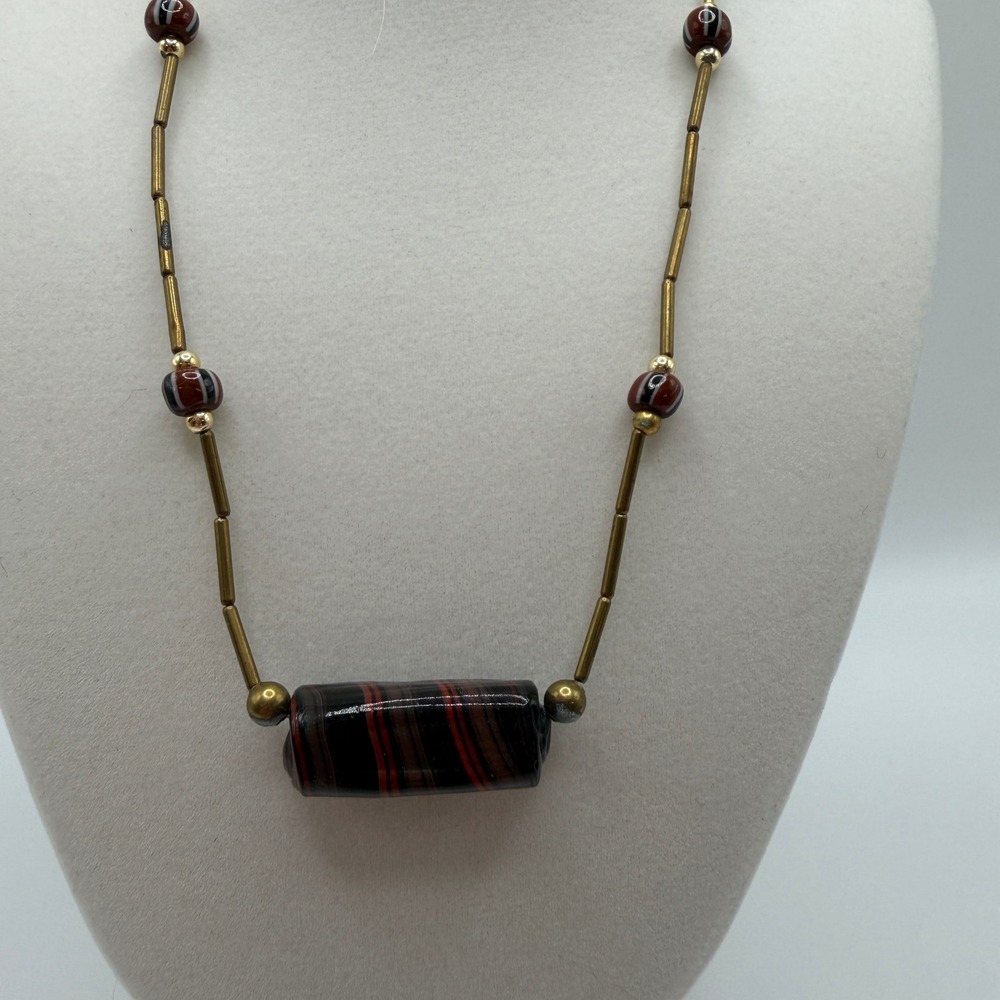 Vintage Gold Tone Brass? Metal Necklace Burgundy Striped Glass Bead Statement - Picture 2 of 8